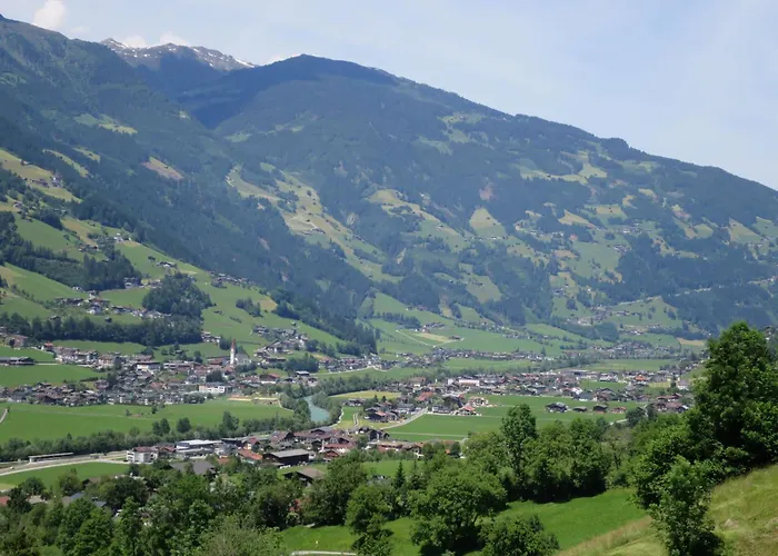 Montec-1 By Interhome Apartamento Hippach