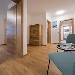Montec-1 By Interhome דירה *